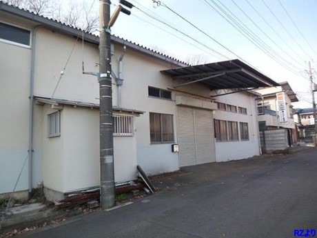 平家建（一部２階建）間仕切り貸し