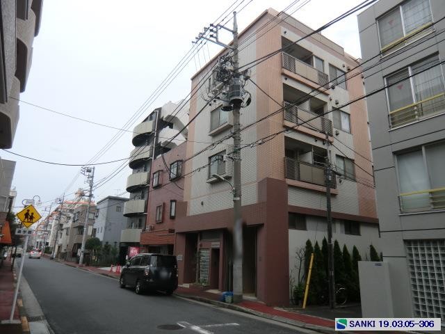 元パイプ曲げ加工工場　RC5階建て1階、中2階部分　天高4.7m 駅近