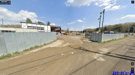 平家建 広い駐車スペース付